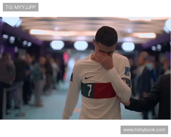 C罗最后一次世界杯之旅:传奇球员的告别舞台与荣誉追寻 C罗最后一次世界杯之旅:传奇球员的告别舞台与荣誉追寻