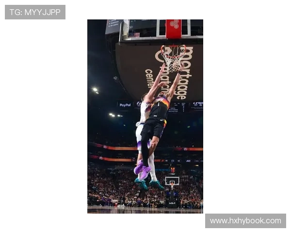 奥特：布克今日参与实战对抗展现良好恢复状态继续向前迈进